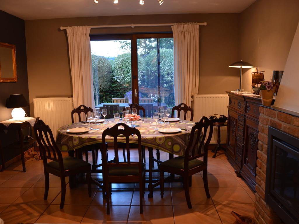 Modern Holiday Home In Stavelot With Fireplace 외부 사진
